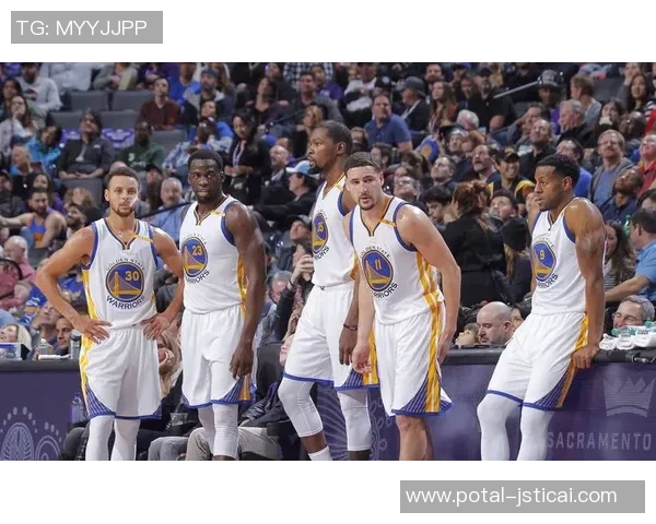 2016至2017赛季小牛队与勇士队的精彩对决回顾与分析 2016至2017赛季小牛队与勇士队的精彩对决回顾与分析