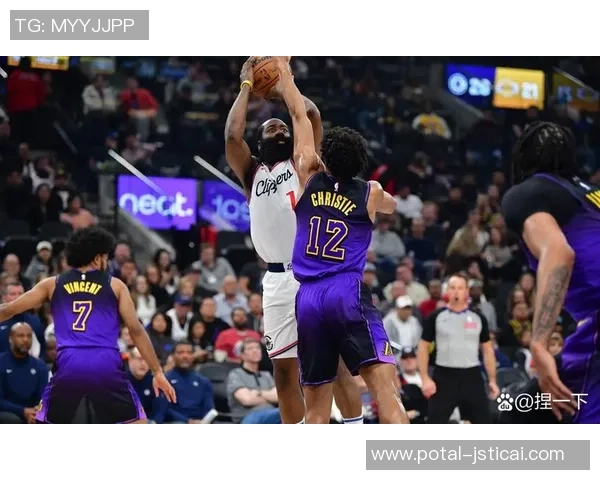 2019年NBA季后赛掘金与开拓者激战回顾与精彩瞬间分析 2019年NBA季后赛掘金与开拓者激战回顾与精彩瞬间分析