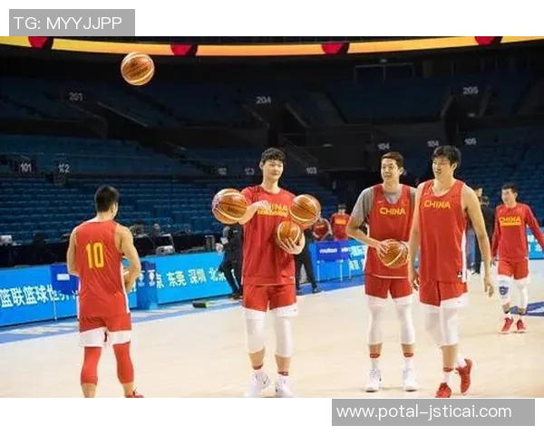 中国男篮红队迎战韩国队全力争胜展现实力与团队精神 中国男篮红队迎战韩国队全力争胜展现实力与团队精神