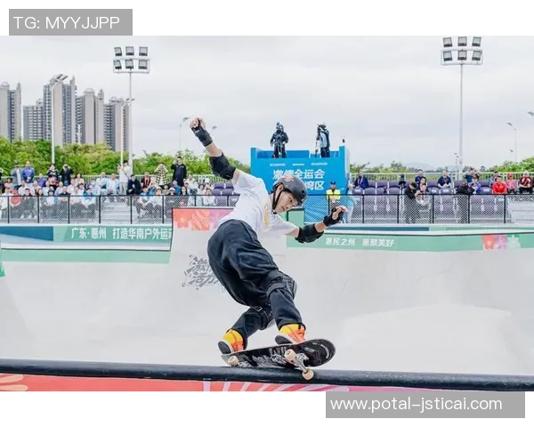 广州滑板队逆袭之路揭秘世界滑板锦标赛的辉煌时刻与奋斗精神 广州滑板队逆袭之路揭秘世界滑板锦标赛的辉煌时刻与奋斗精神